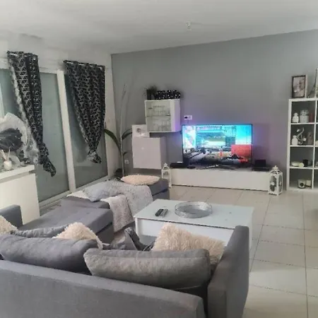 Apartment Chez Riz *